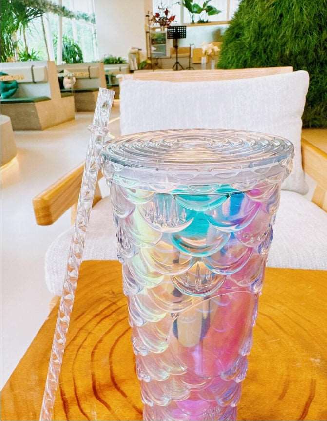 1pc Plastic Tumbler, Modern Ombre Fish Scale Textured Drinking Cup With Straw For Daily Life